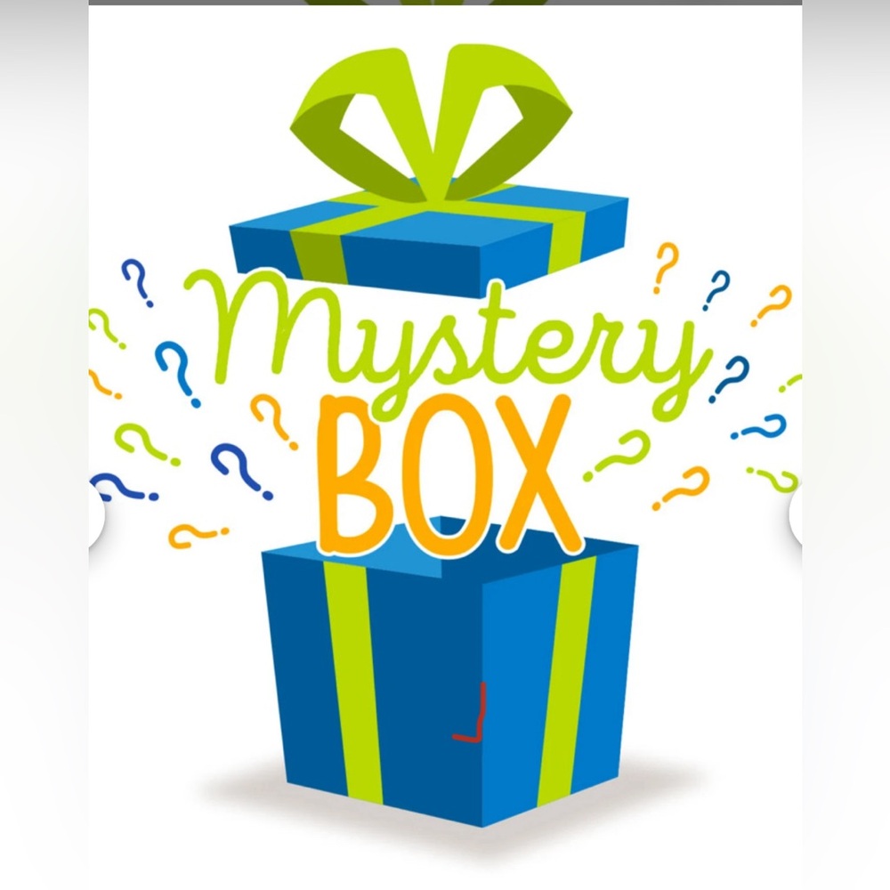 Mystery Box 4 pcs women’s Size XL